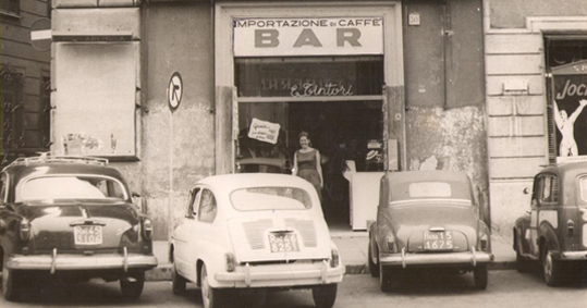 foto caffè storico Campo De' Fiori